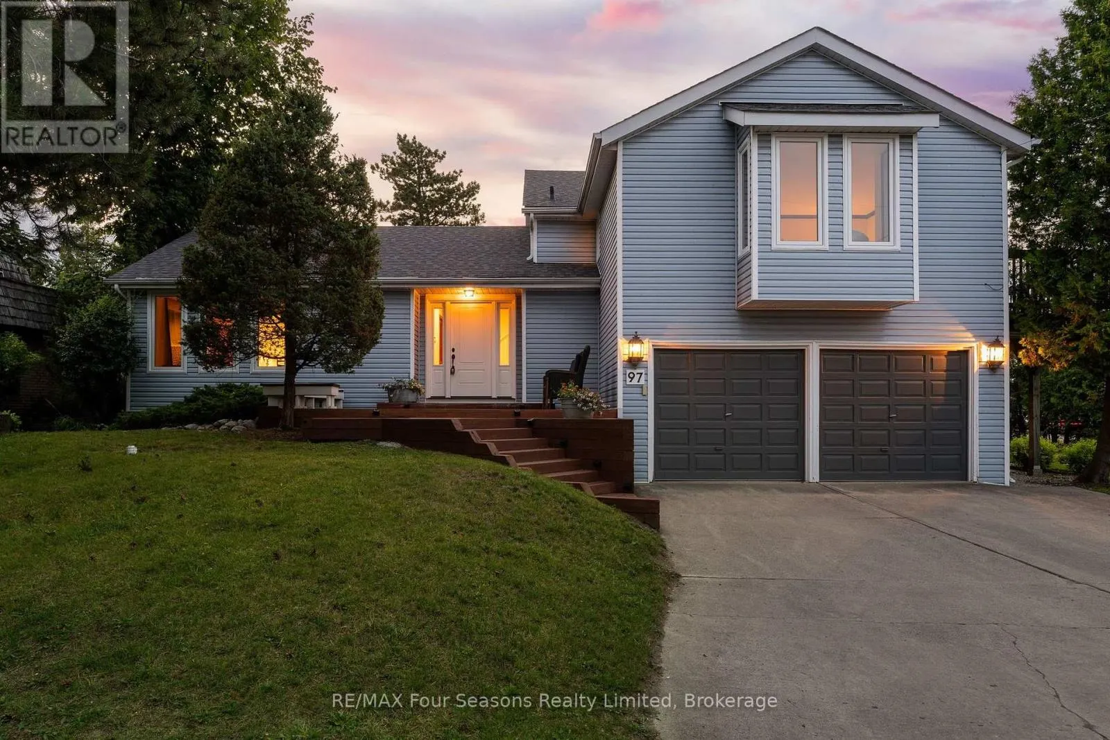 97 & 99 HURON STREET