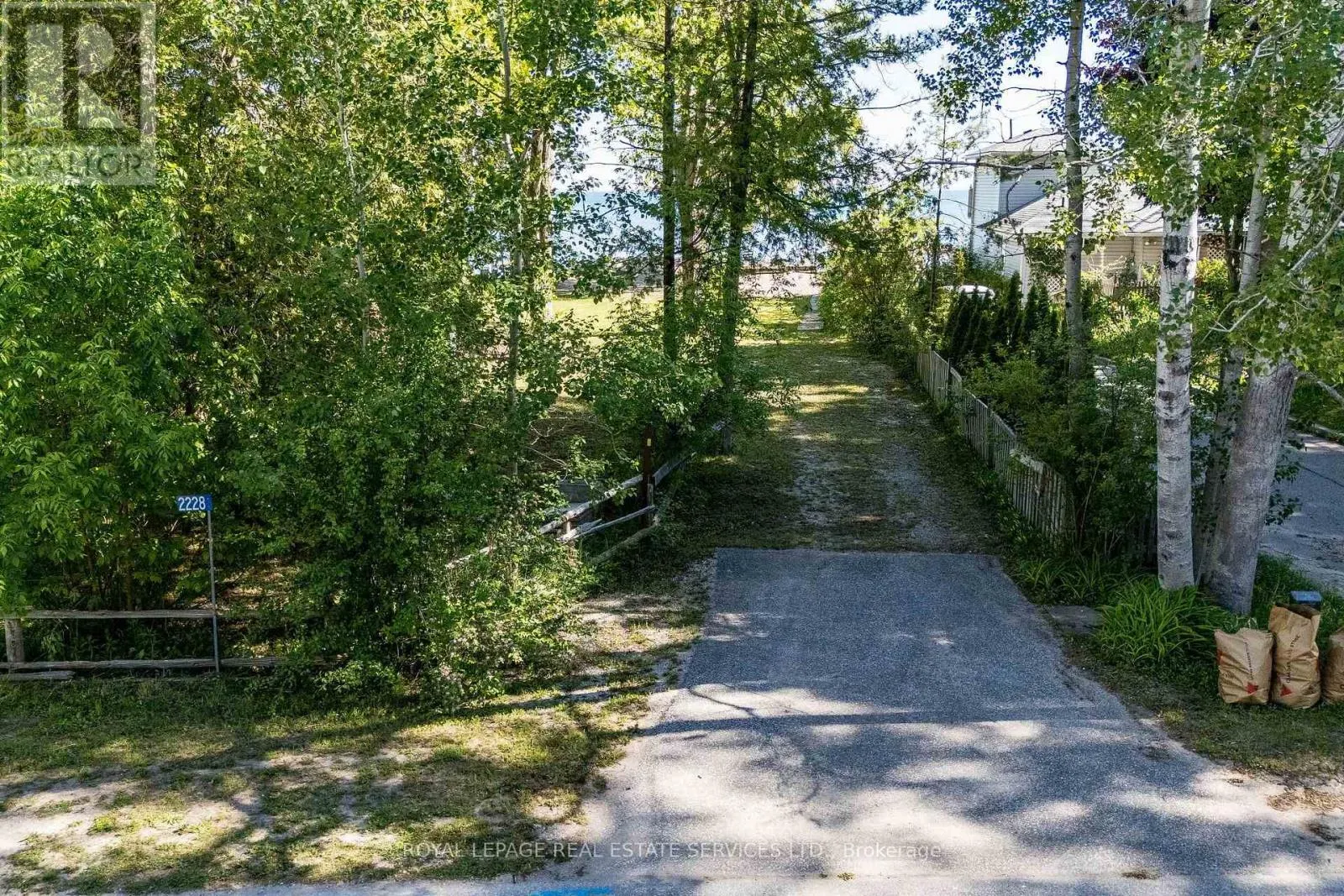 2228 SHORE LANE
