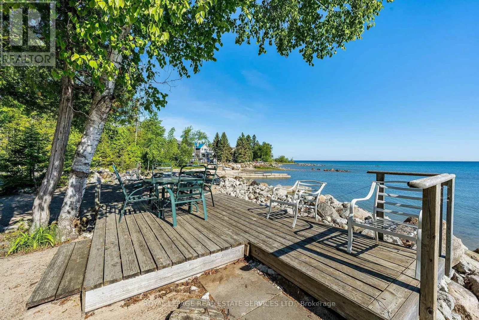 2228 SHORE LANE