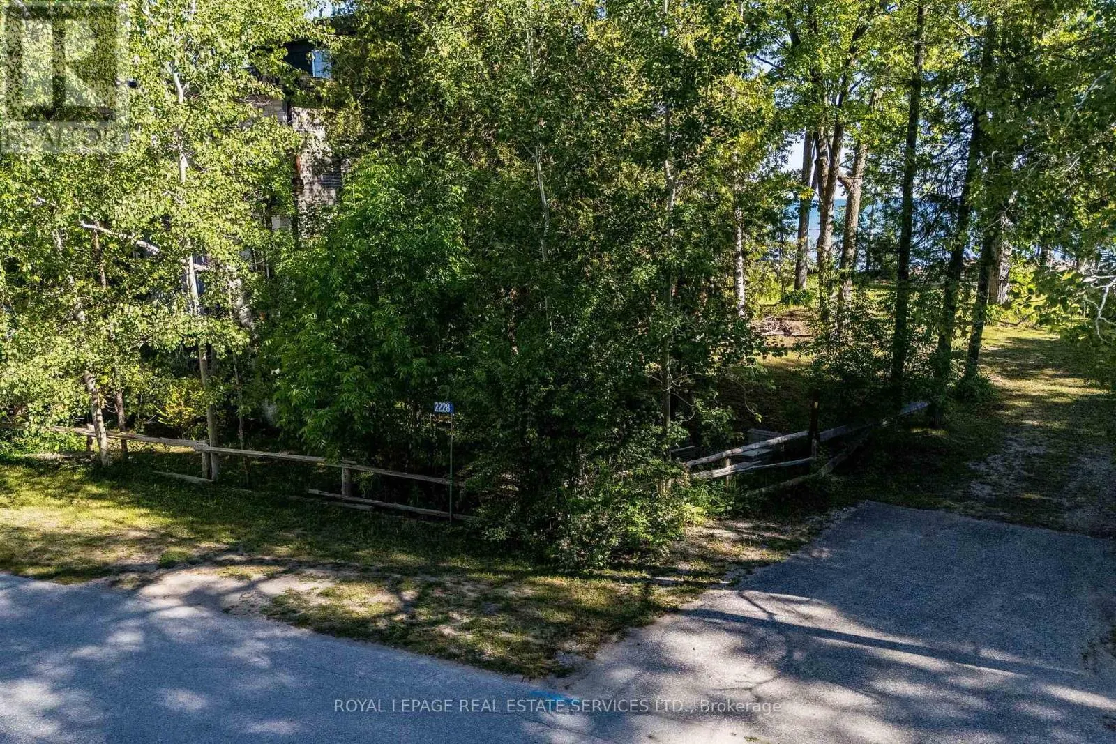 2228 SHORE LANE