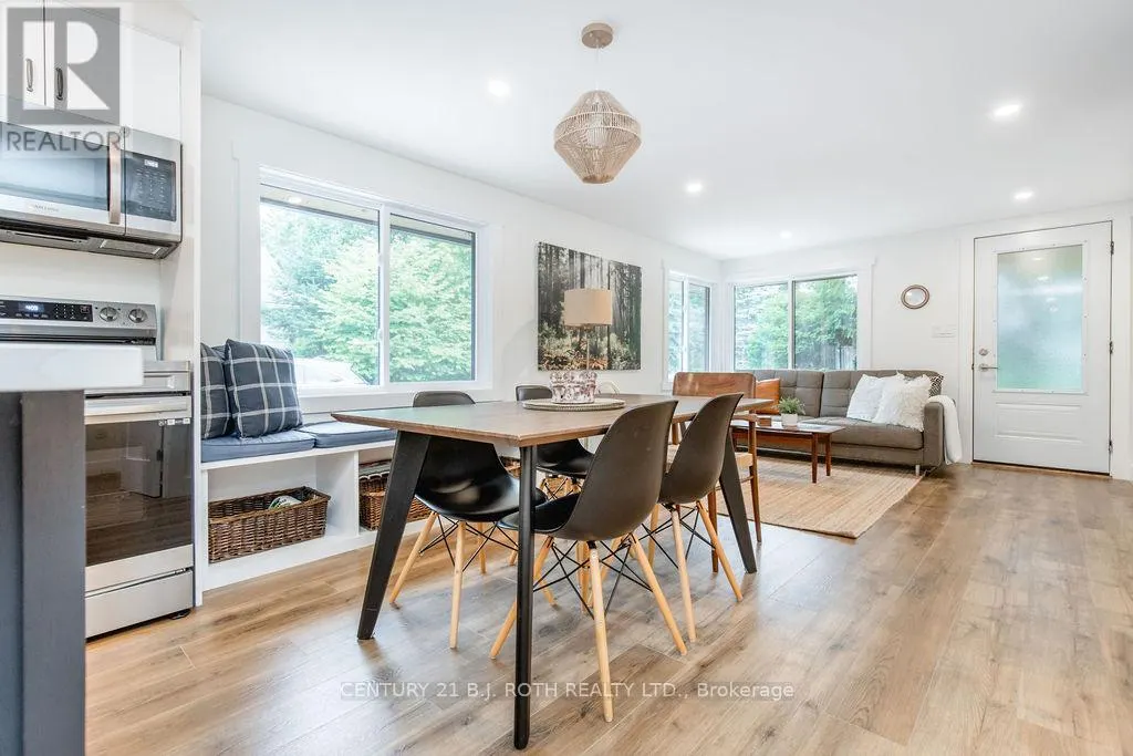 12 DOMAR ROAD