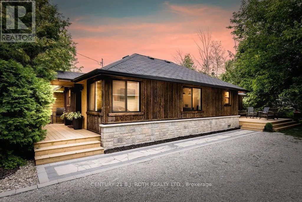 12 DOMAR ROAD