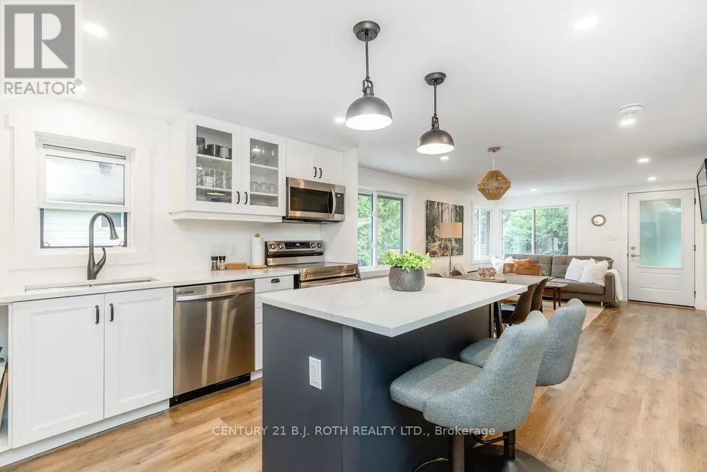 12 DOMAR ROAD
