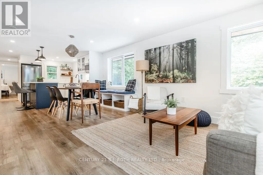 12 DOMAR ROAD