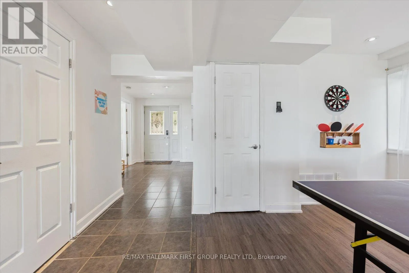 2807 LAKESIDE DRIVE