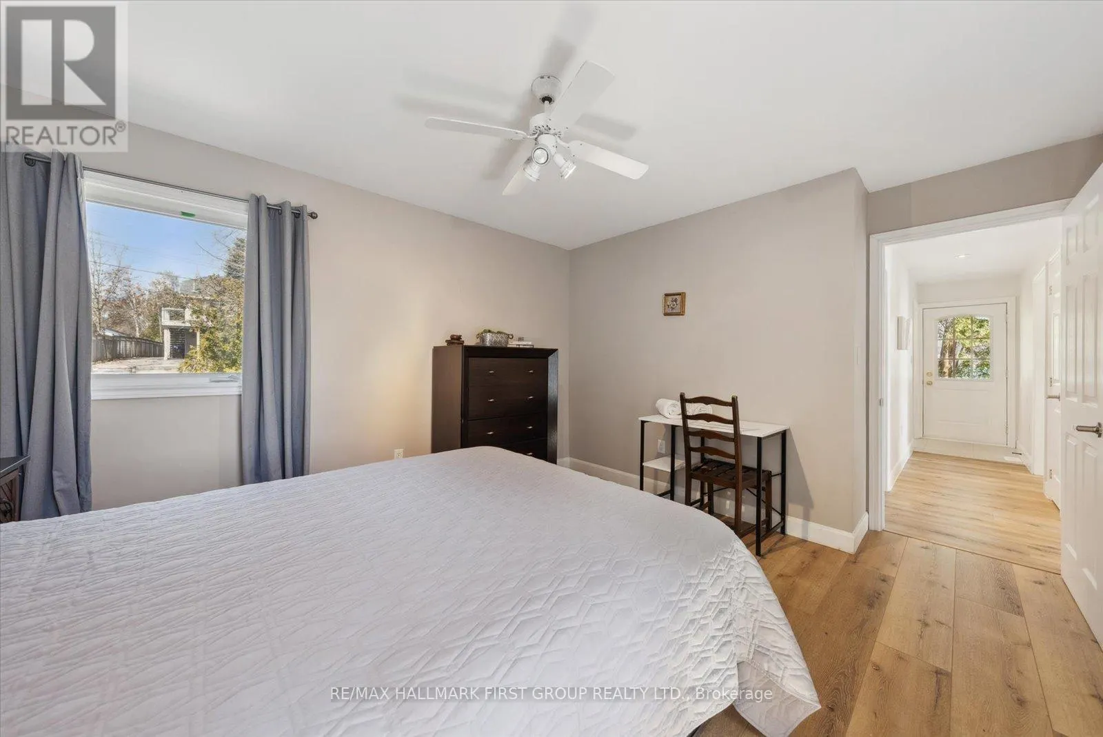 2807 LAKESIDE DRIVE