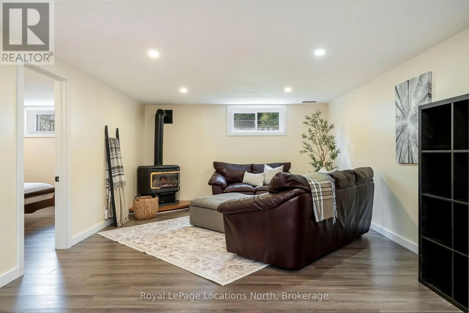 390 SECOND STREET