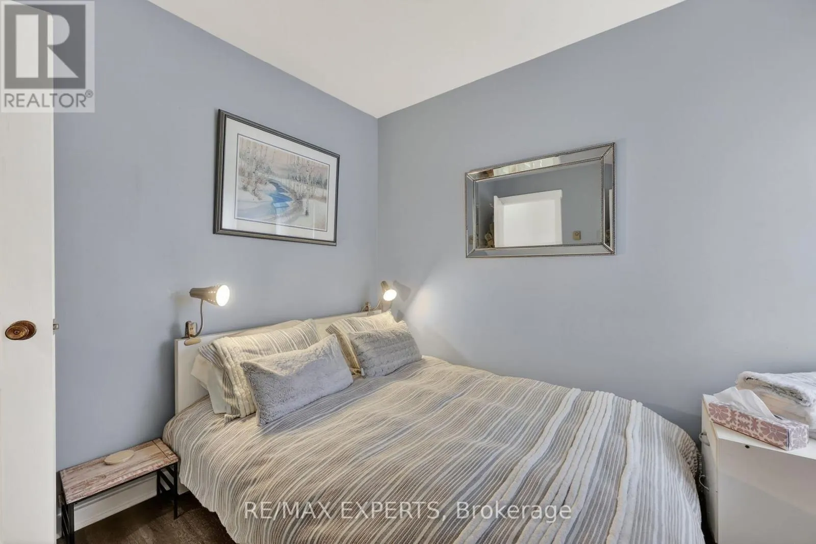 416 - 14 DAWSON DRIVE