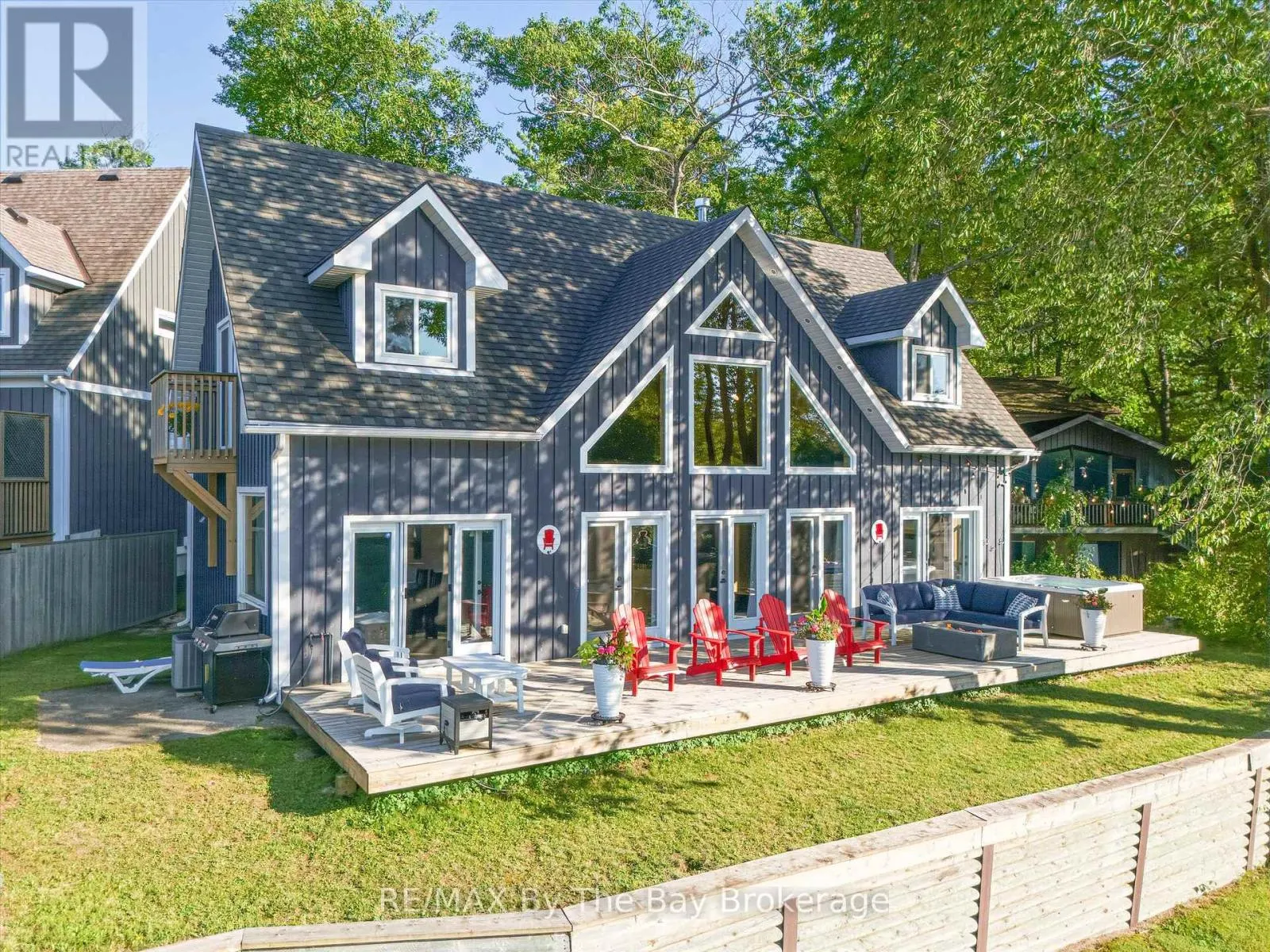 2056 RIVER ROAD W