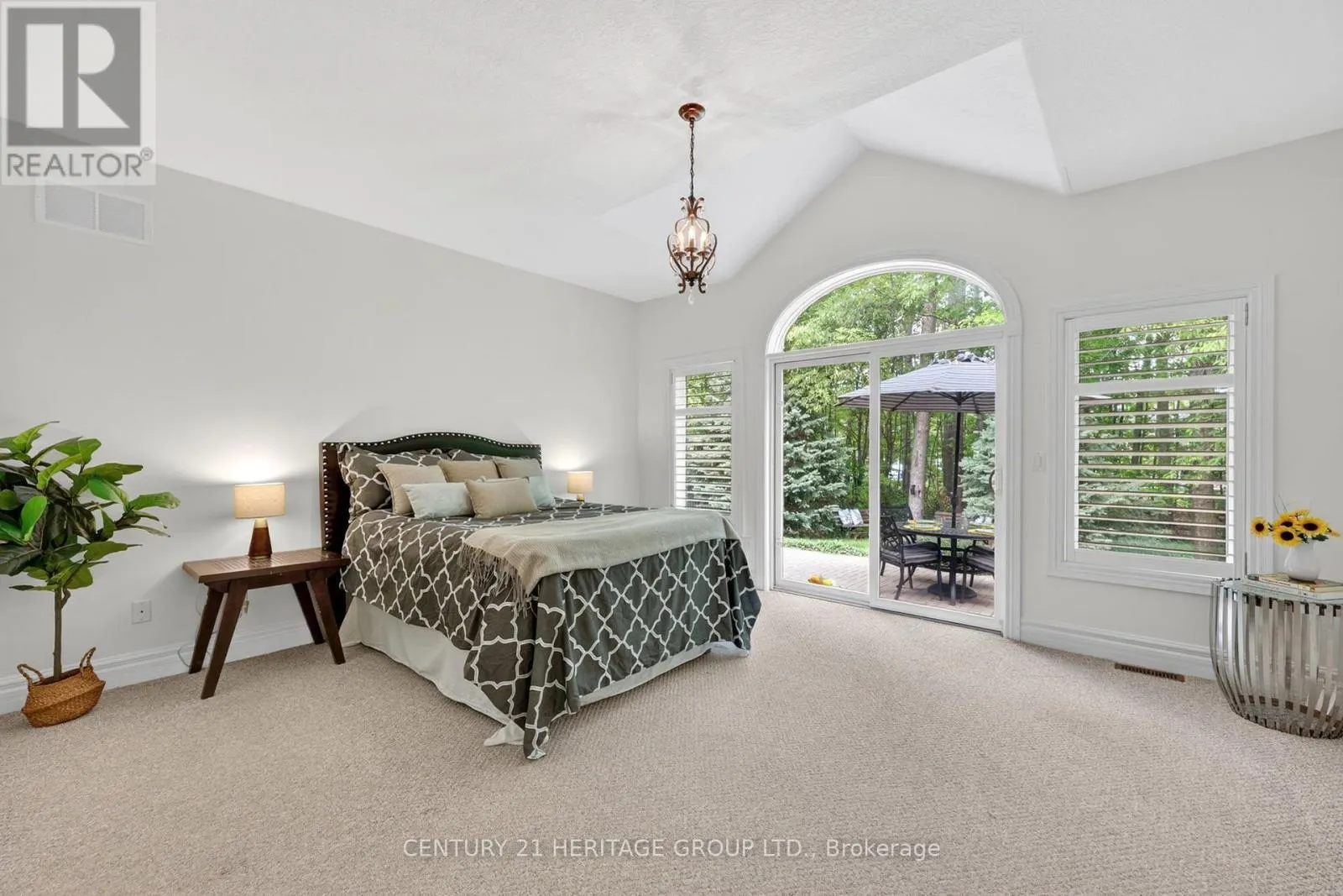 22 LLOYD COOK DRIVE E