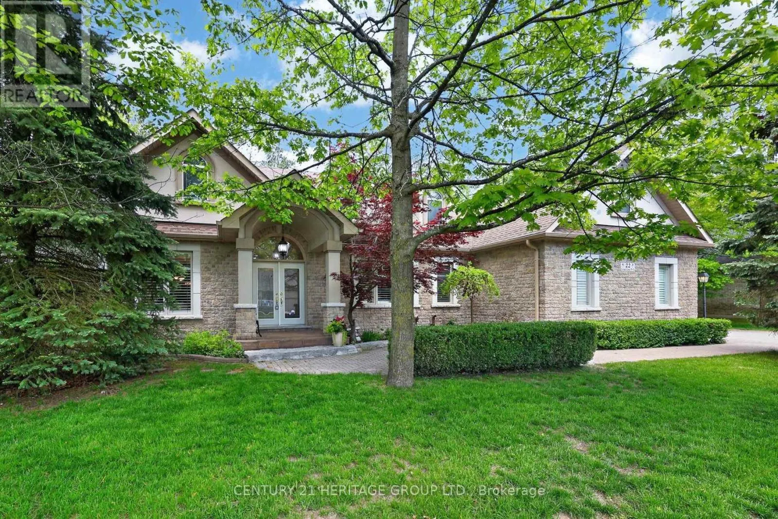 22 LLOYD COOK DRIVE E