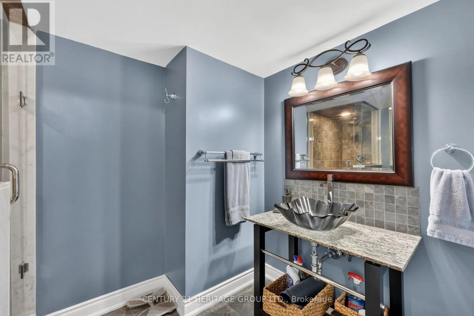 22 LLOYD COOK DRIVE E