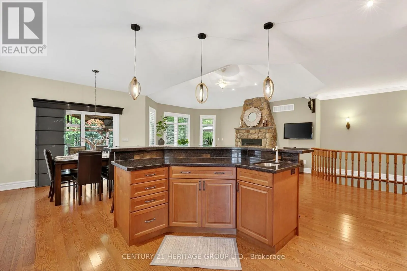 22 LLOYD COOK DRIVE E