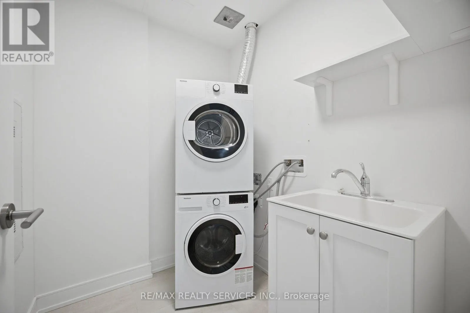 620 - 185 DUNLOP STREET E
