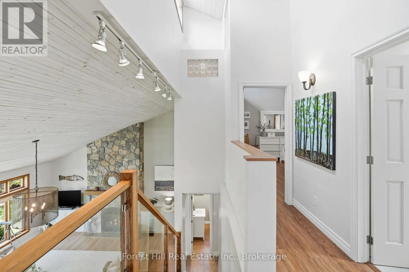 81 ST LAWRENCE STREET