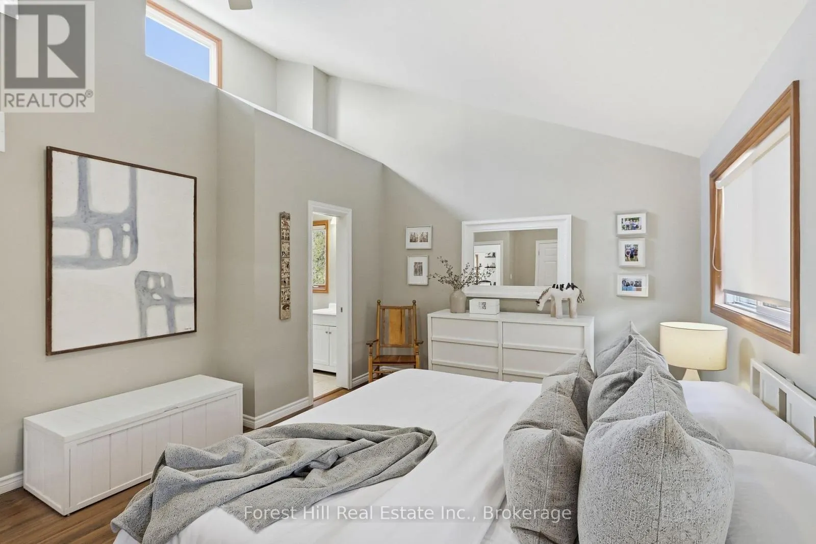 81 ST LAWRENCE STREET