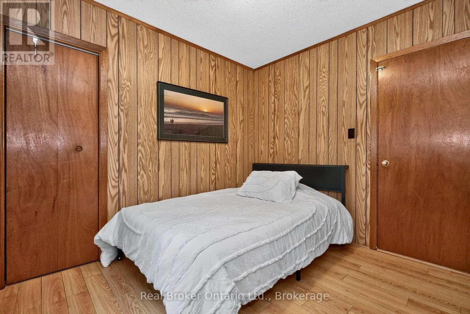 16 FREDRICK AVENUE