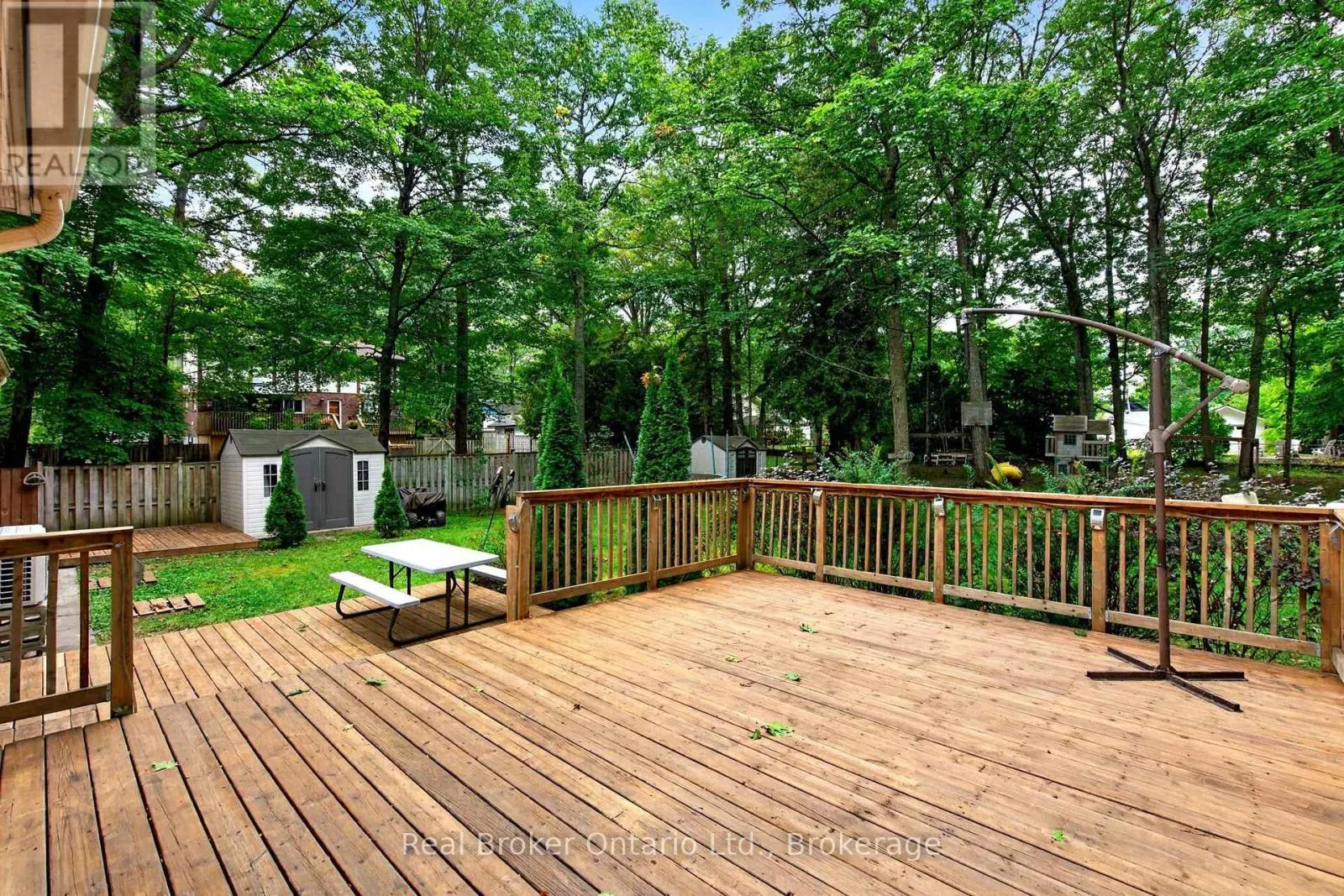 16 FREDRICK AVENUE