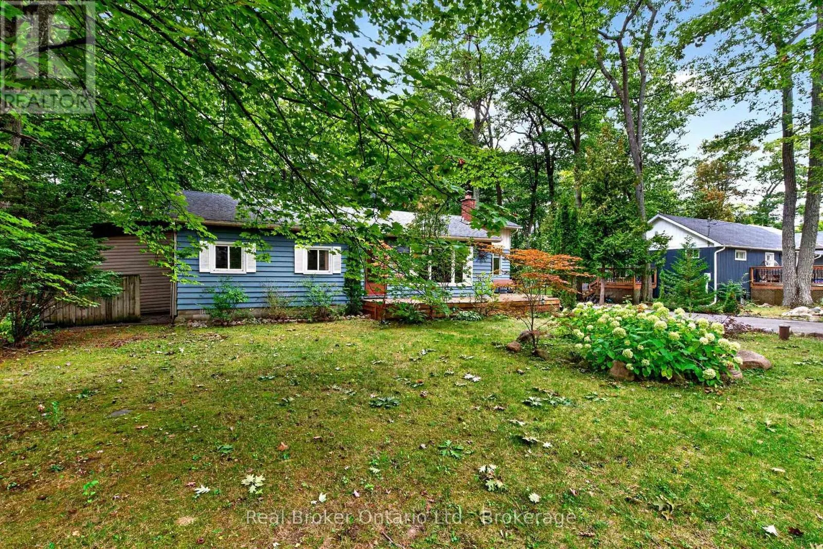 16 FREDRICK AVENUE