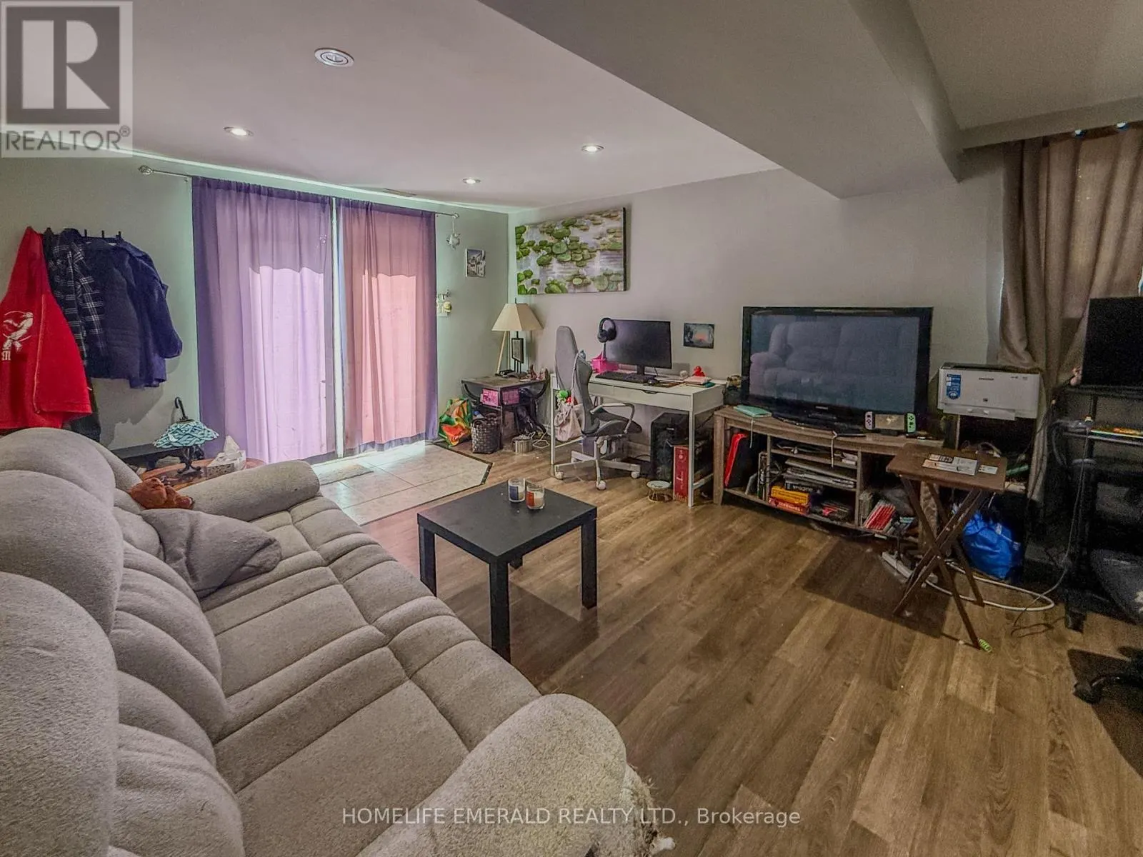 131 CUNDLES ROAD E