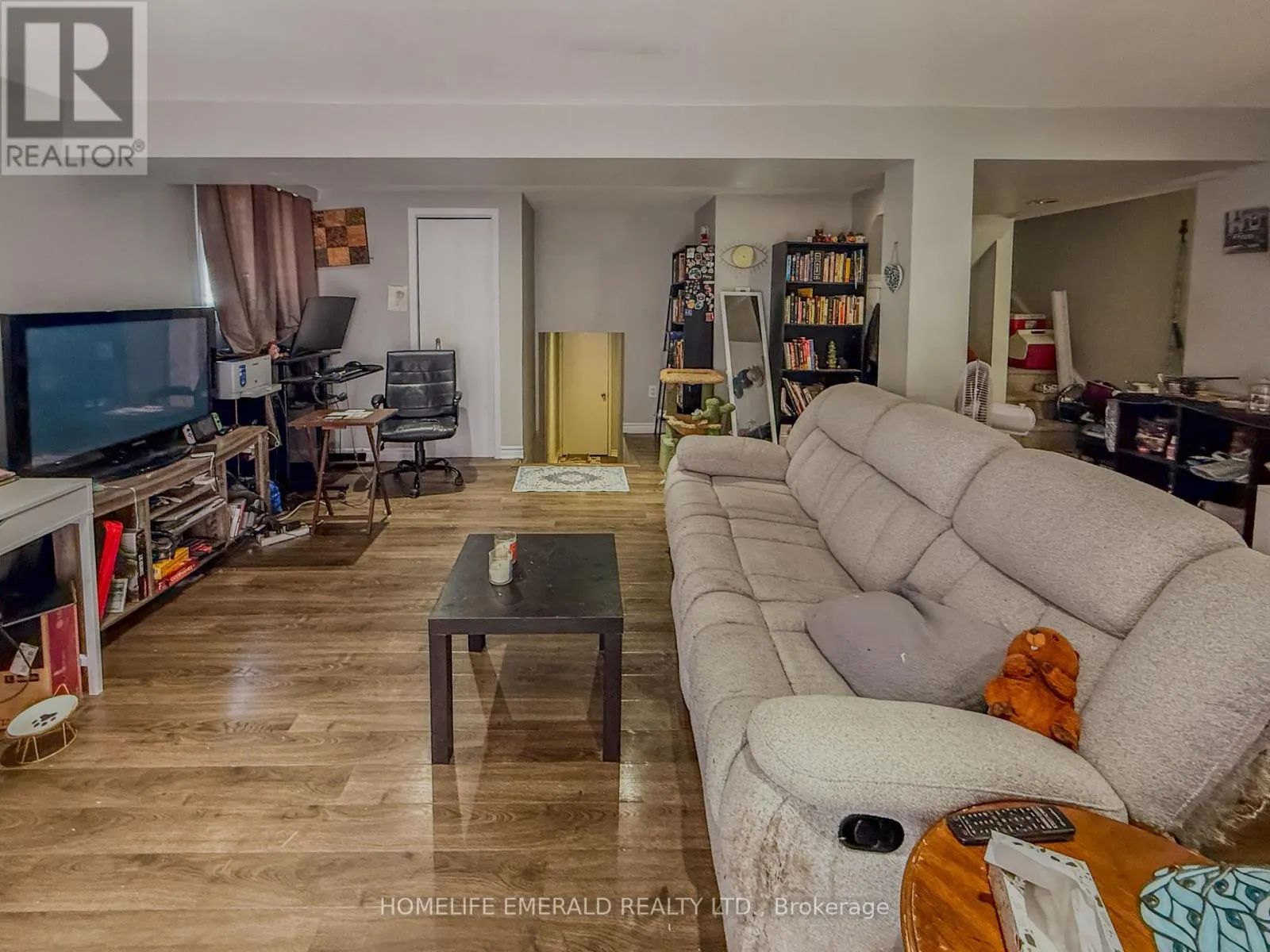 131 CUNDLES ROAD E