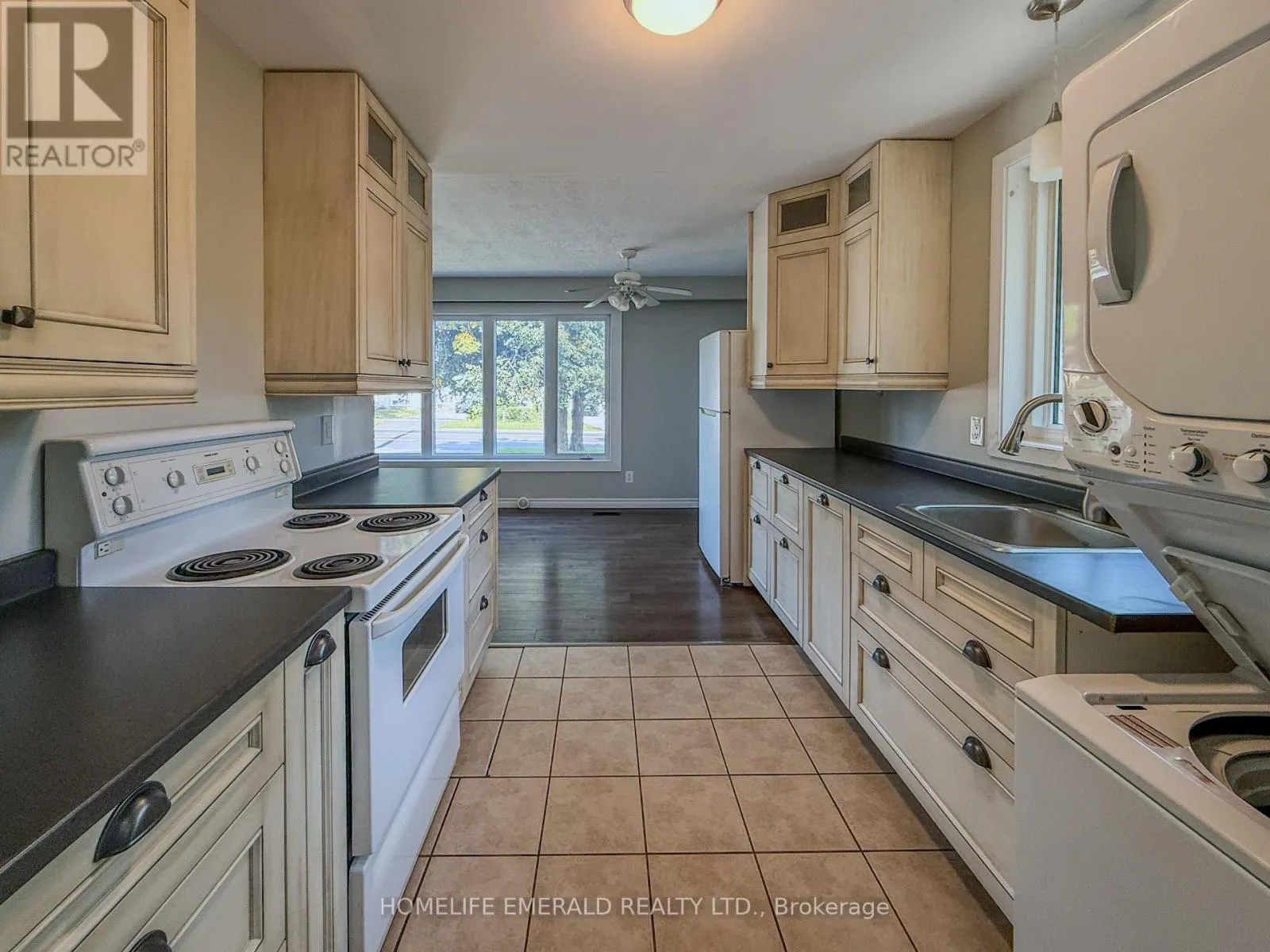 131 CUNDLES ROAD E