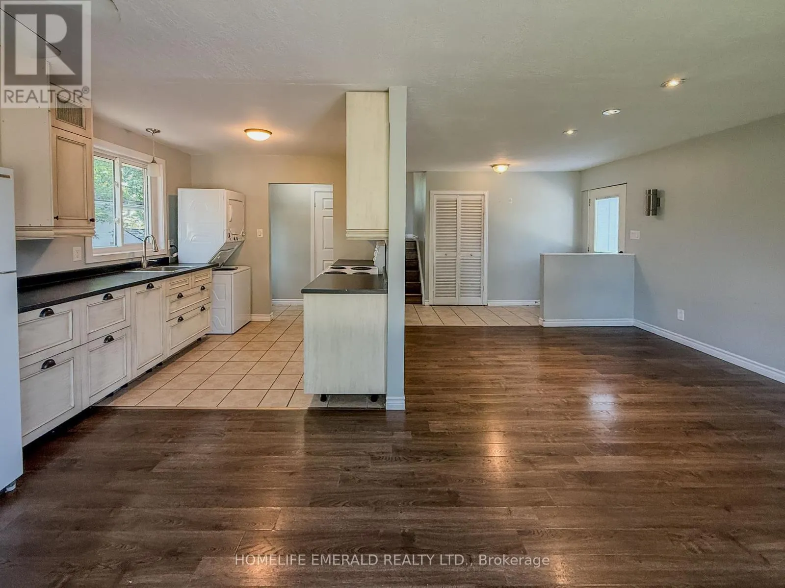 131 CUNDLES ROAD E