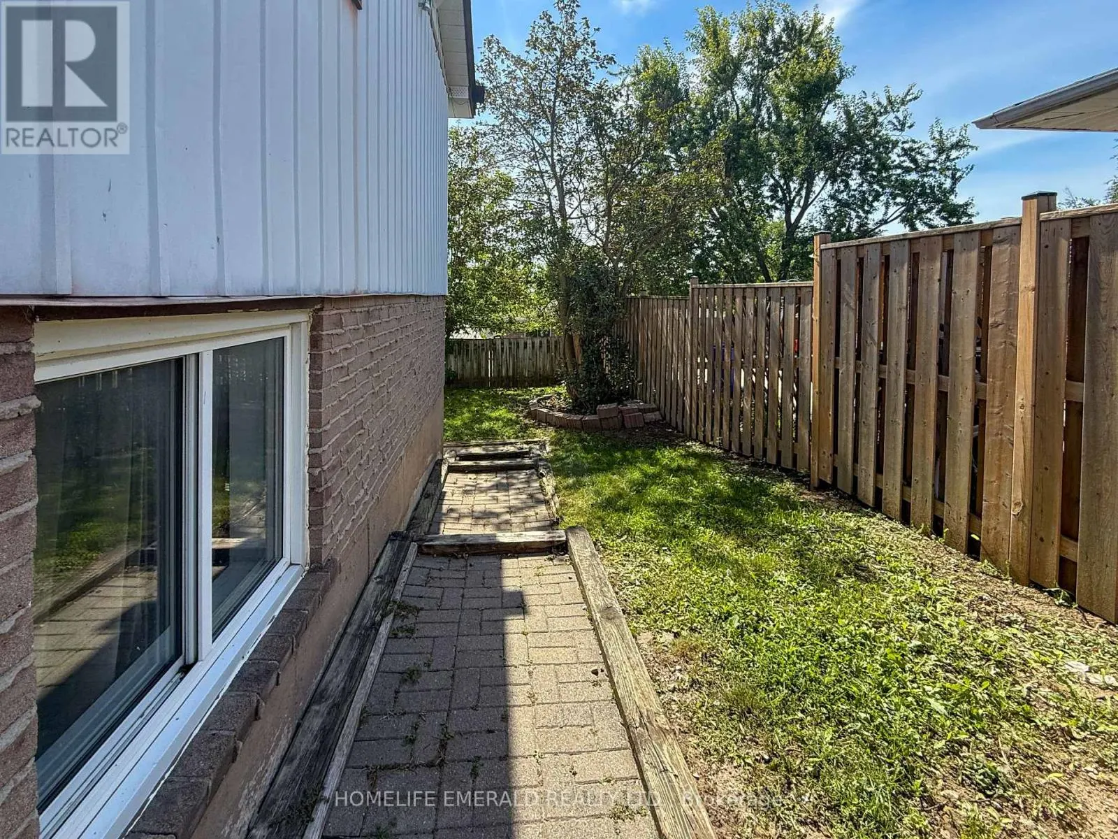 131 CUNDLES ROAD E
