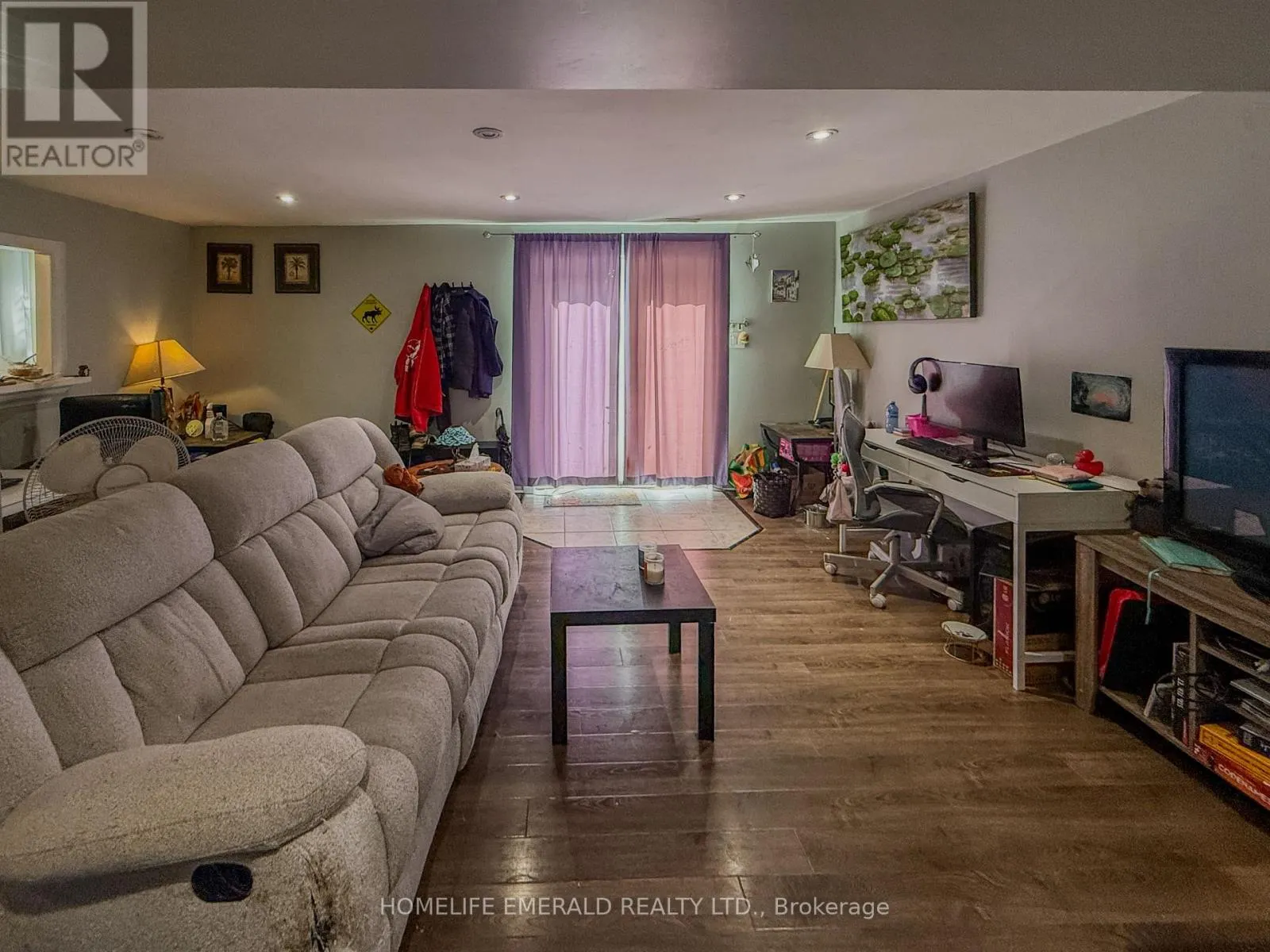 131 CUNDLES ROAD E