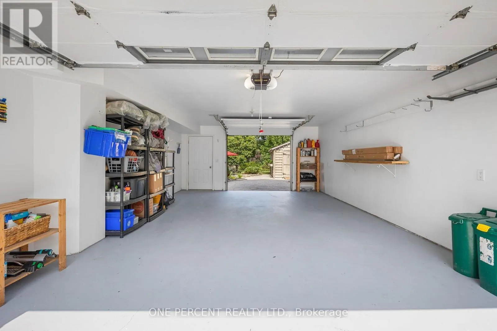 406 PETER STREET N