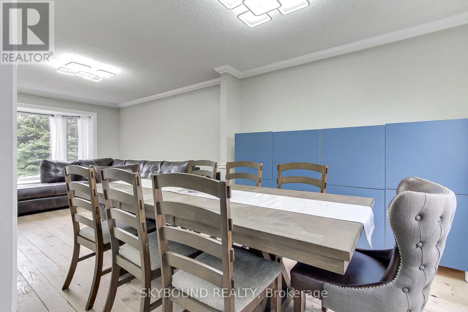 313 HICKLING TRAIL