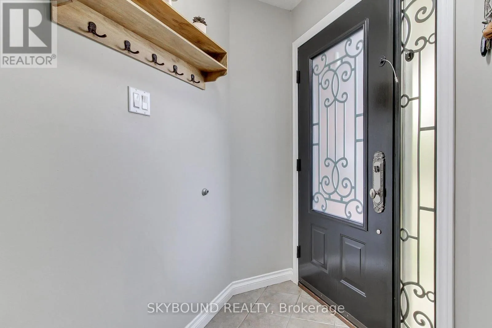 313 HICKLING TRAIL