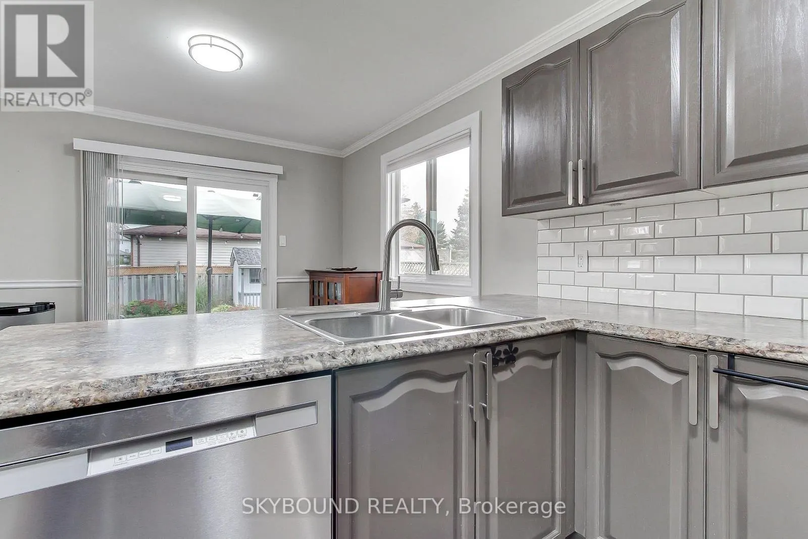 313 HICKLING TRAIL