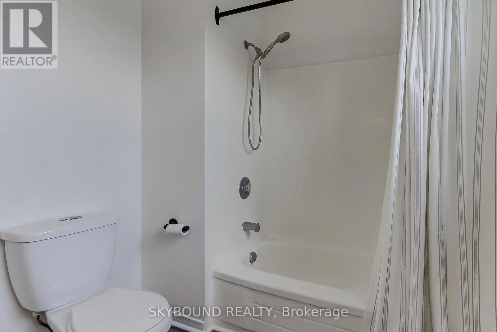 313 HICKLING TRAIL