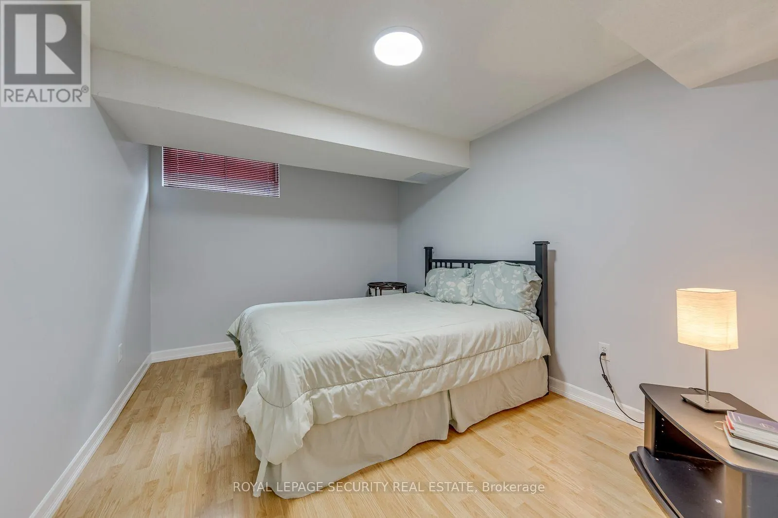 25 PINECLIFF CRESCENT