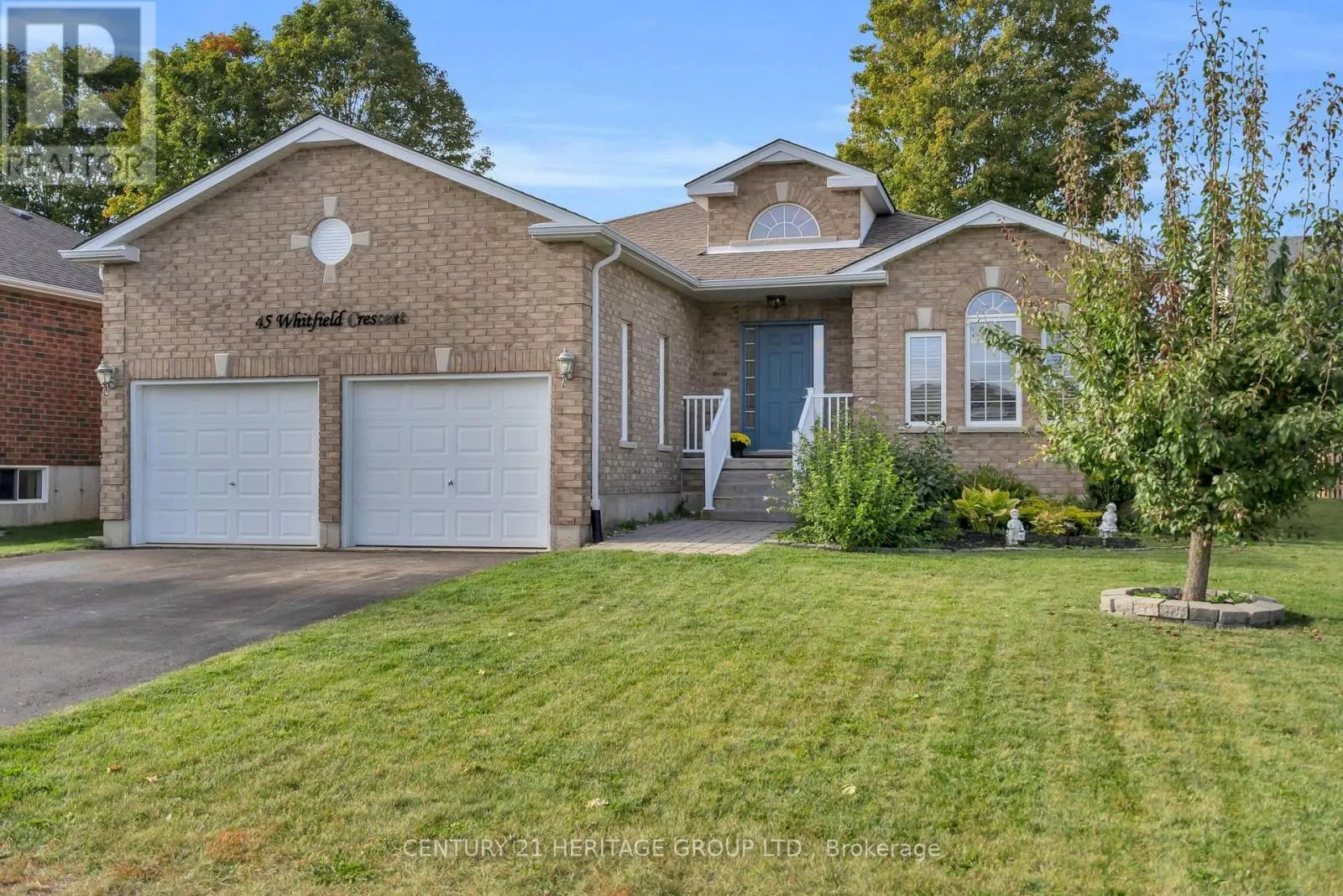 45 WHITFIELD CRESCENT