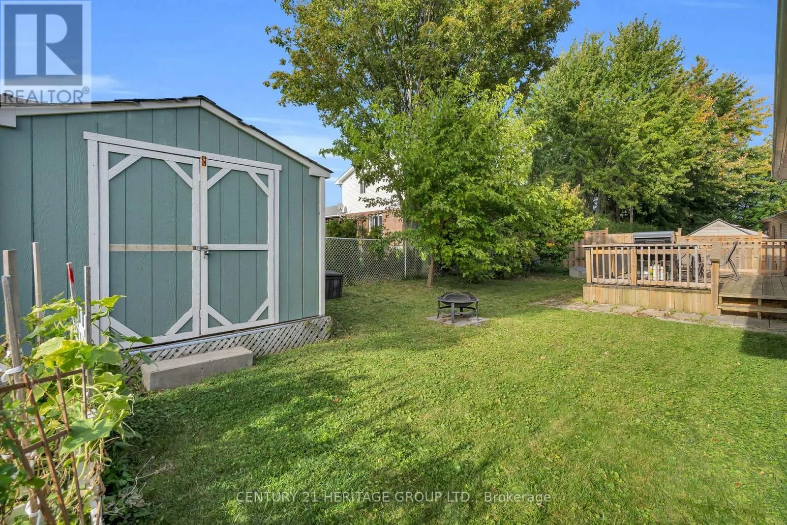 45 WHITFIELD CRESCENT