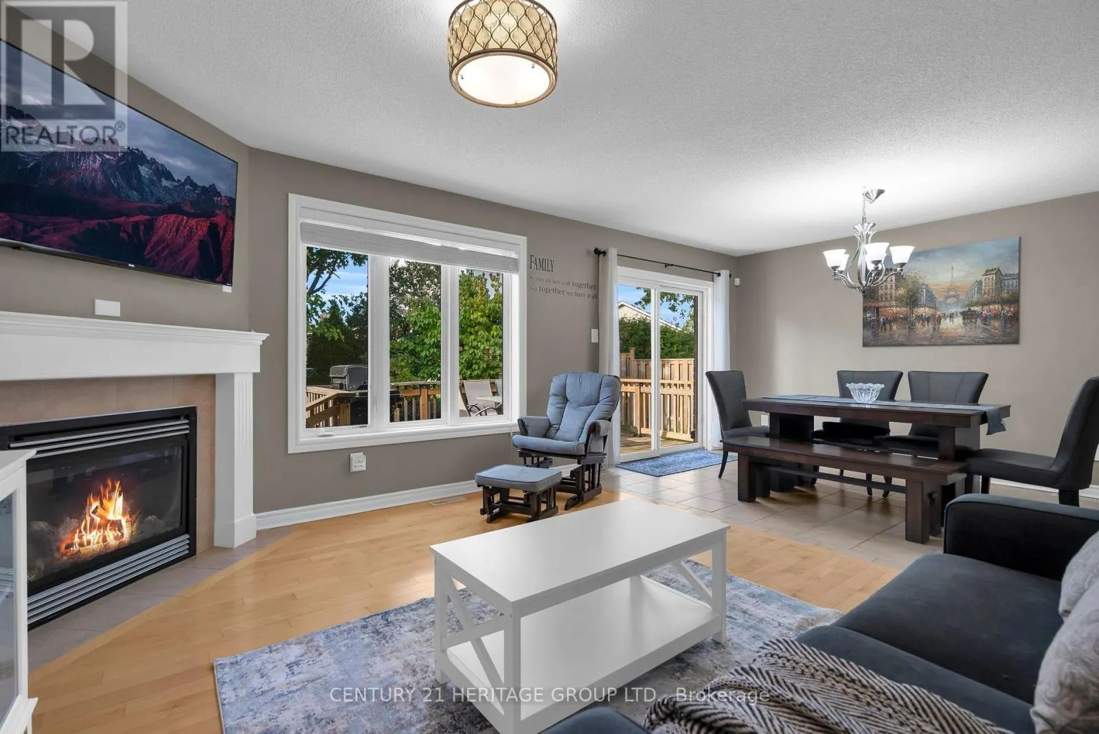 45 WHITFIELD CRESCENT
