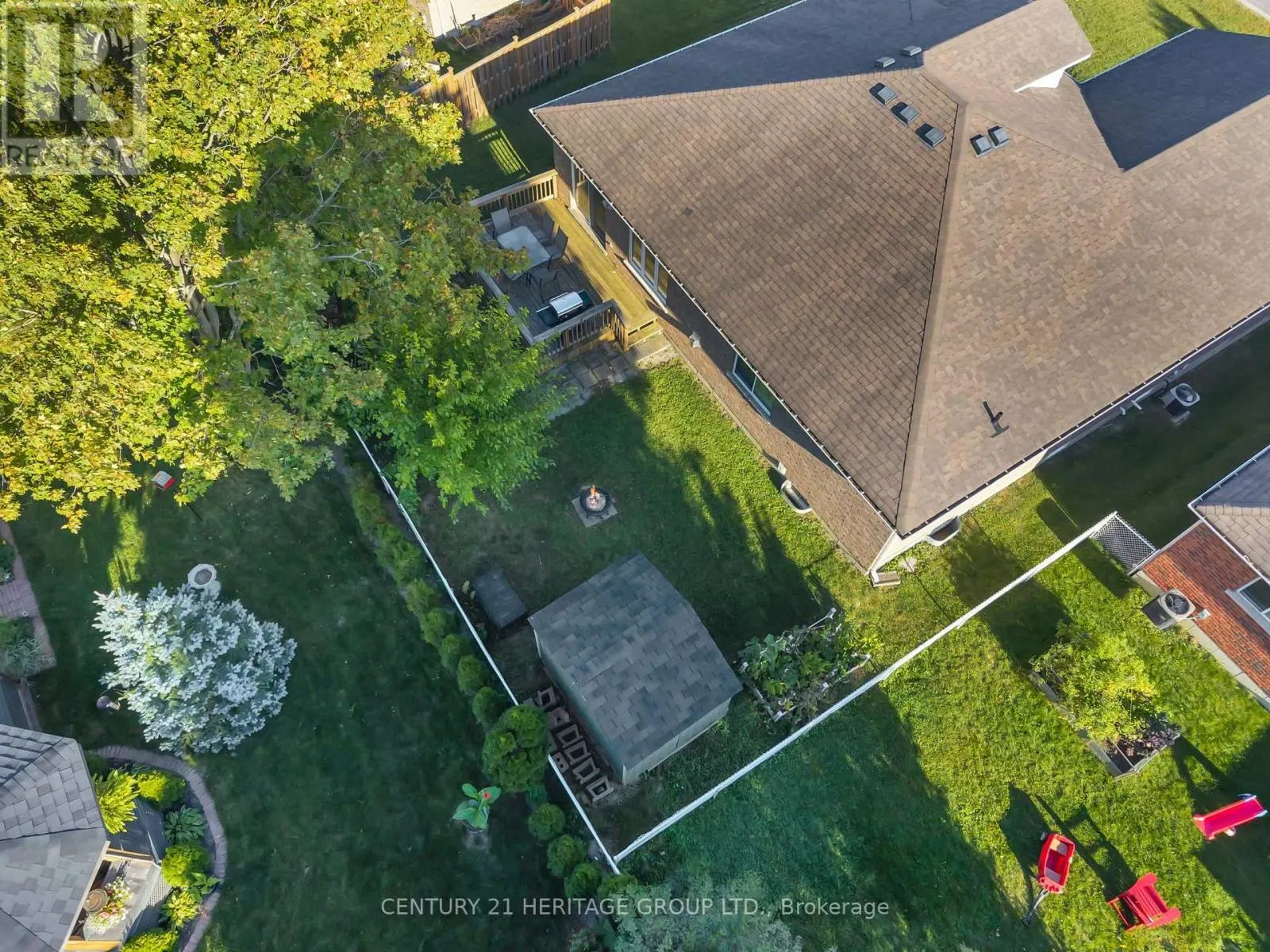 45 WHITFIELD CRESCENT