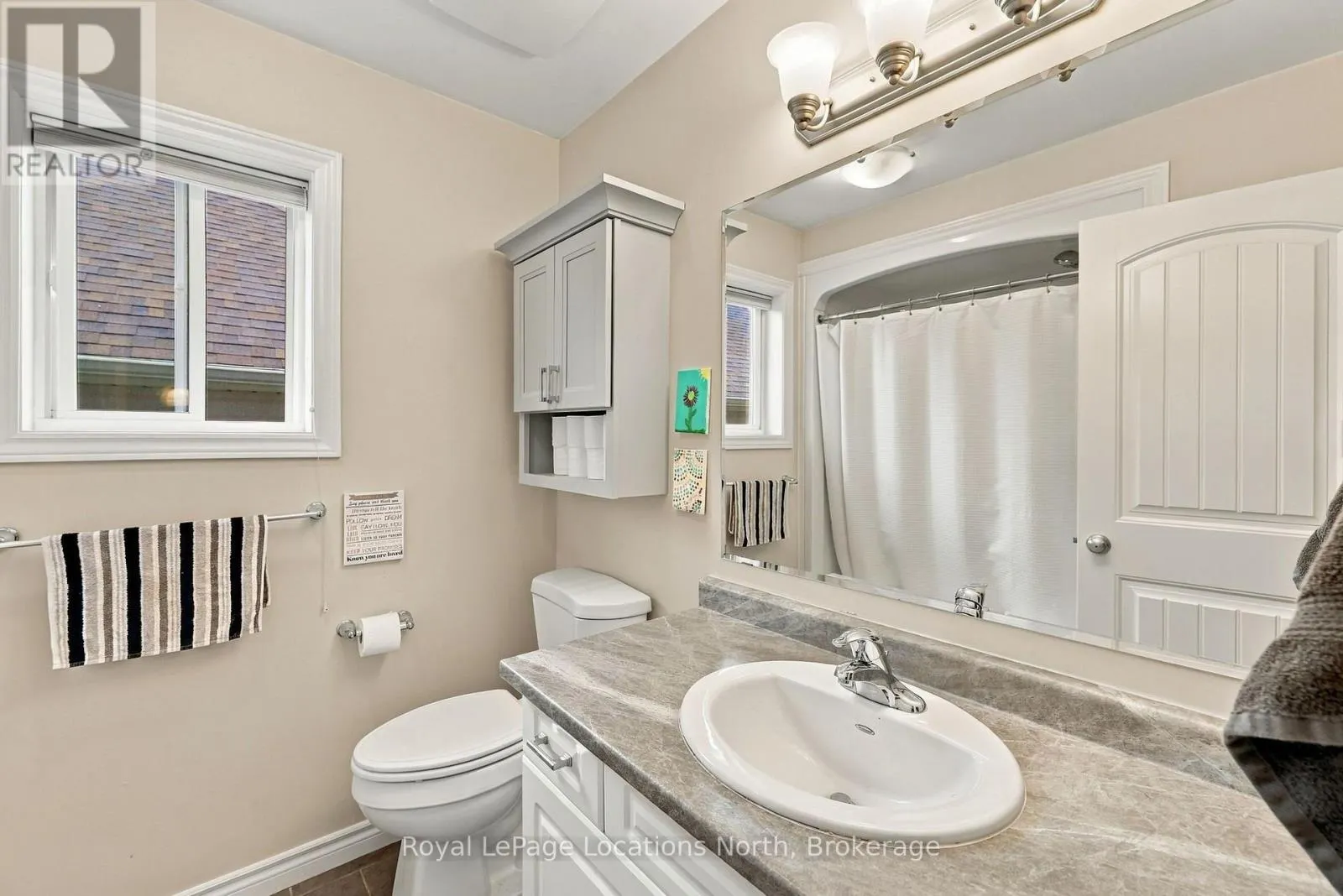 15 KAYLA CRESCENT