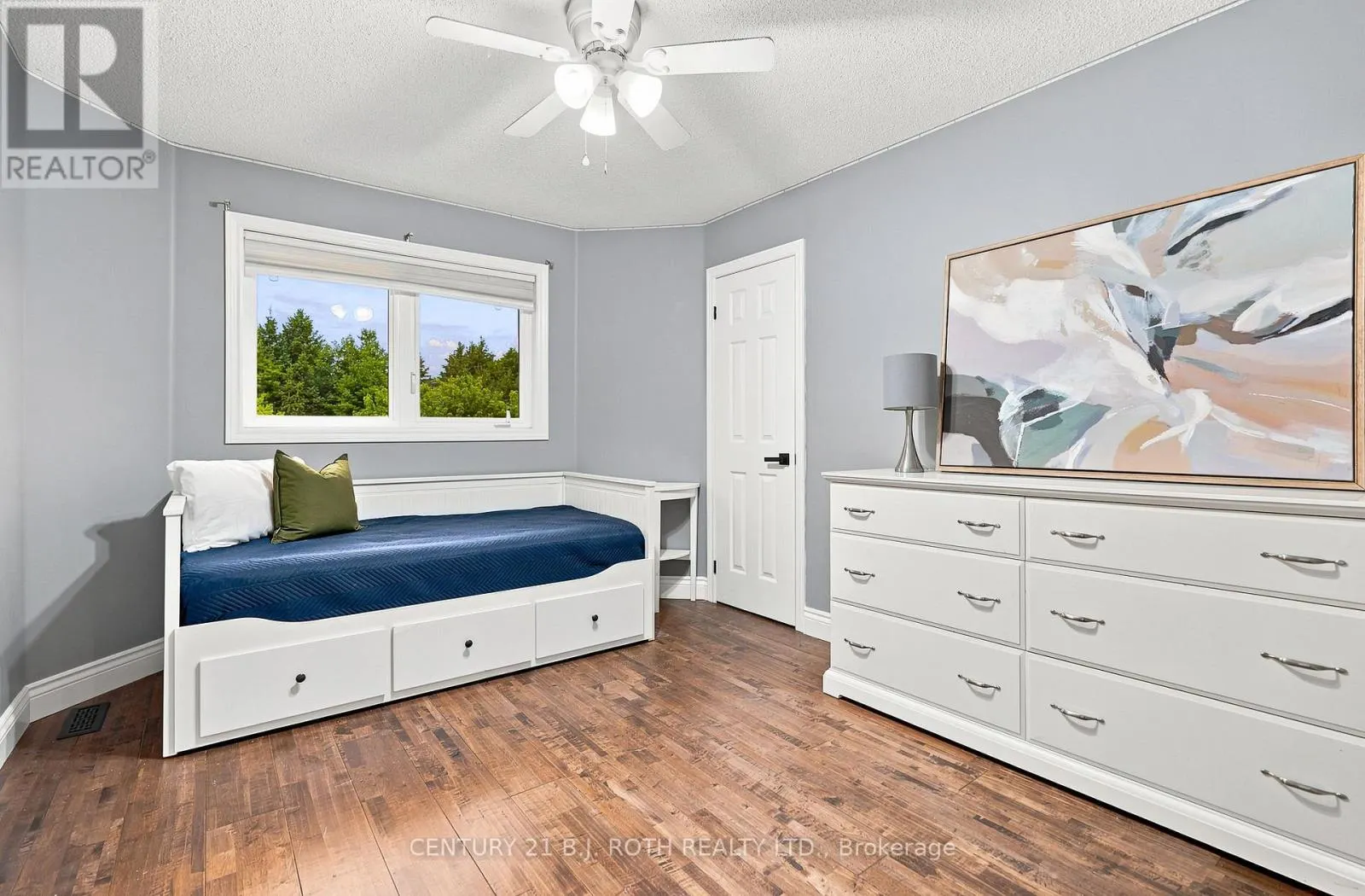 96 PENVILL TRAIL