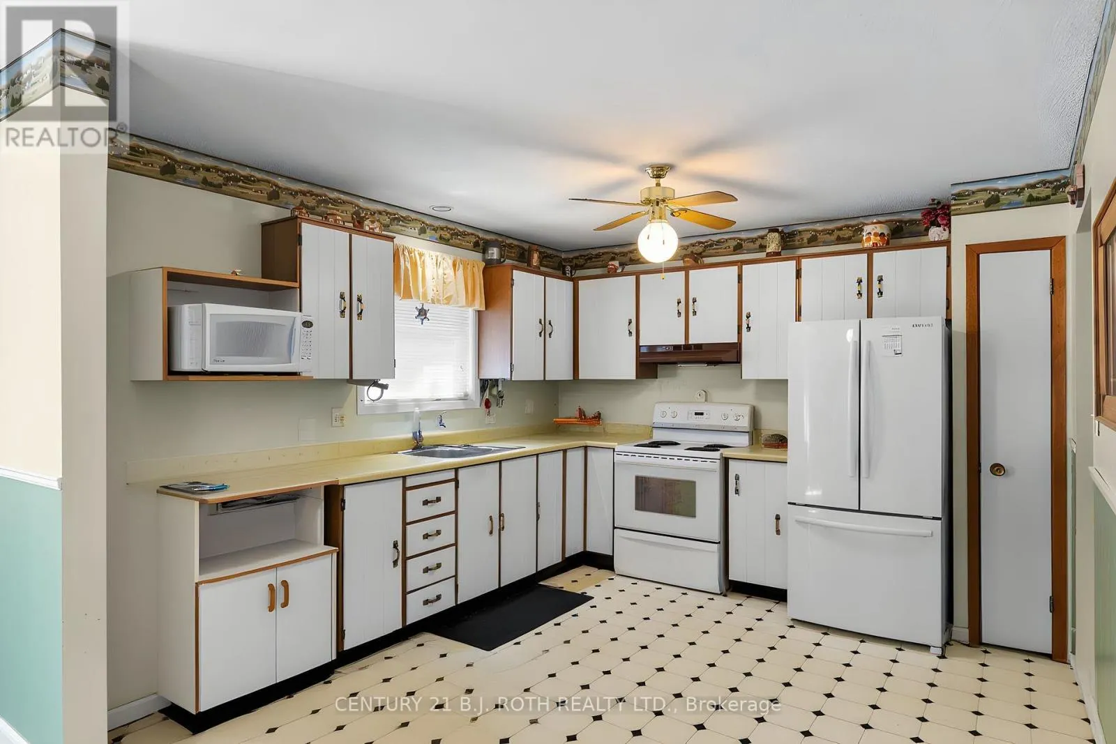 2067 MARCHMONT ROAD