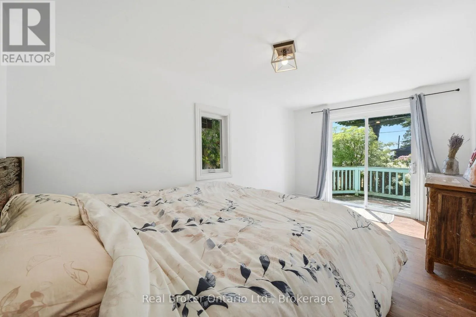 7 OLIVER DRIVE