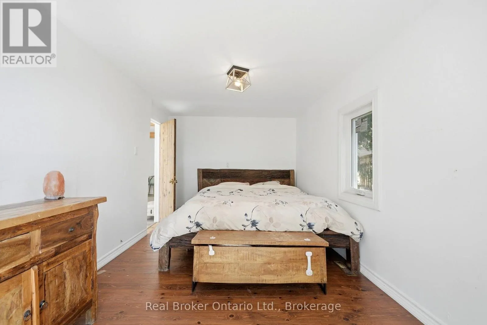 7 OLIVER DRIVE