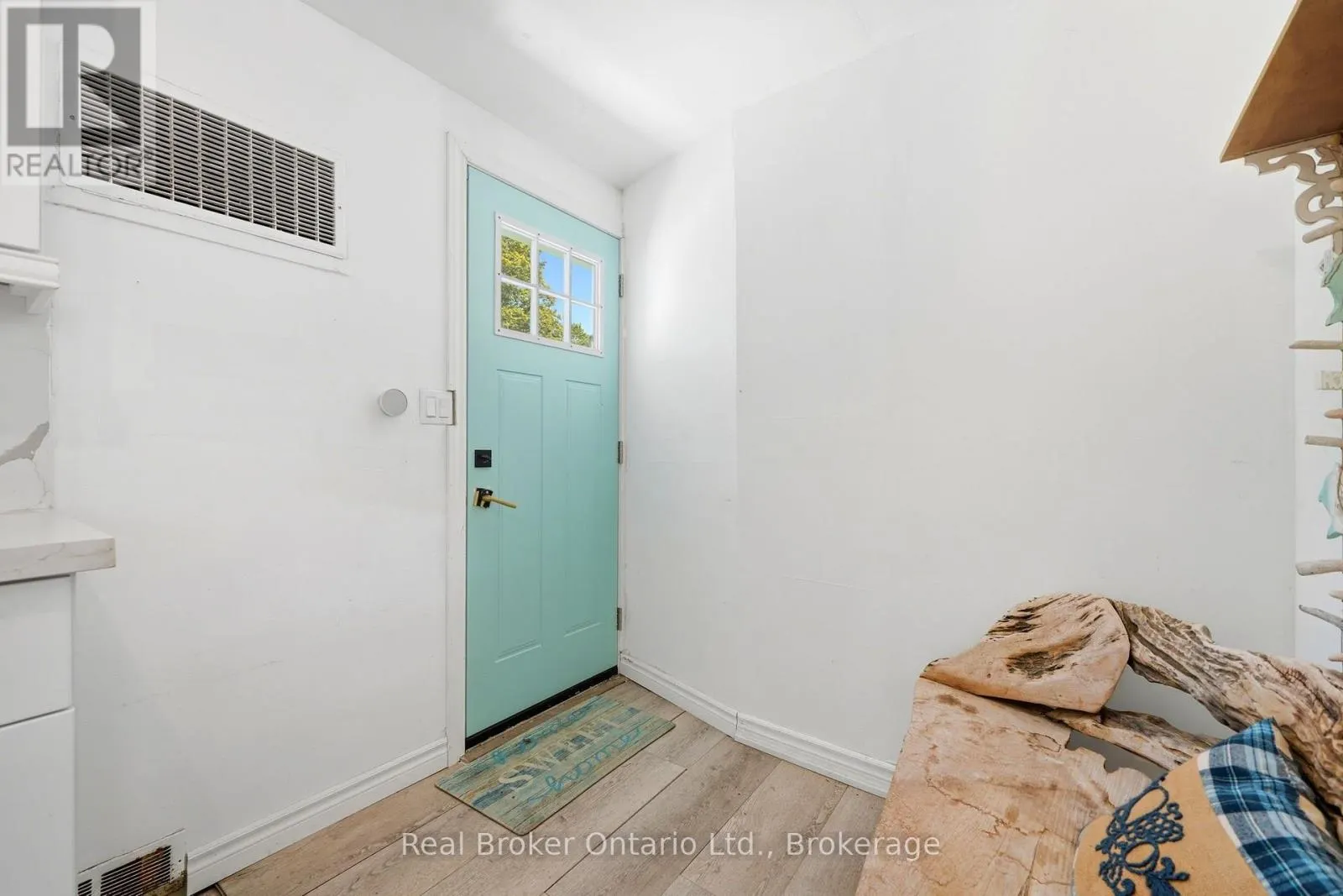 7 OLIVER DRIVE