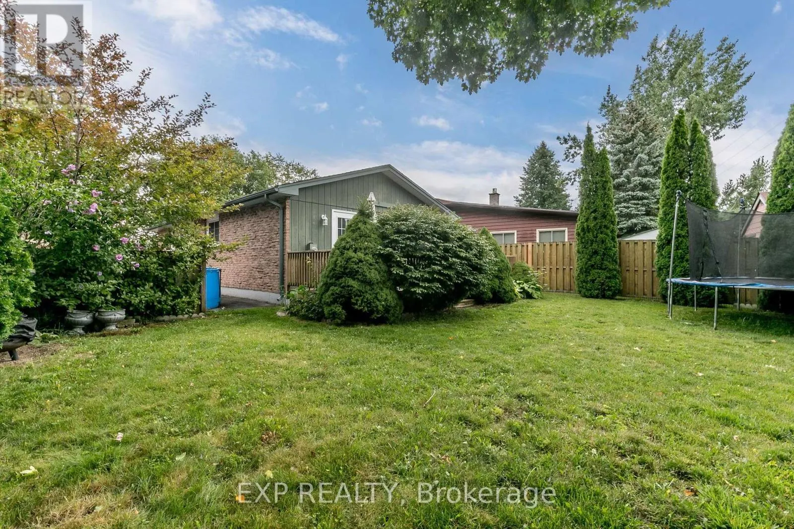 62 COURTICE CRESCENT