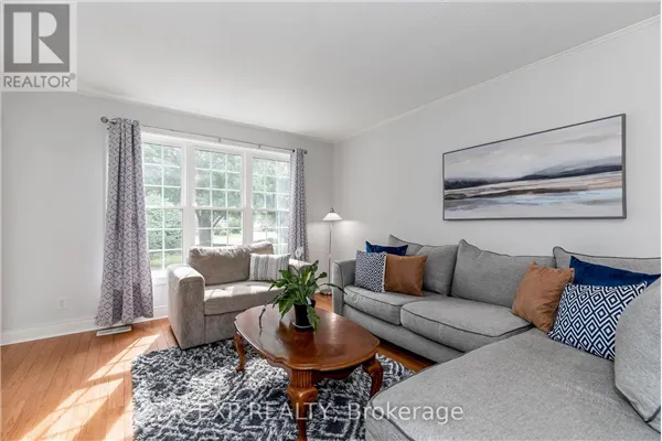 62 COURTICE CRESCENT