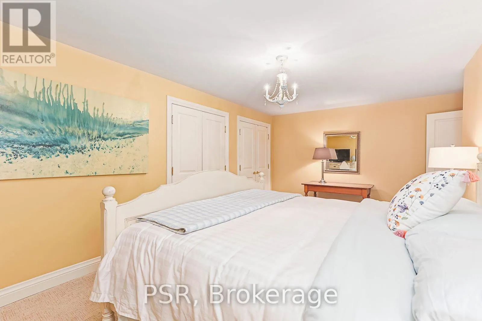 305 - 40 TROTT BOULEVARD #305