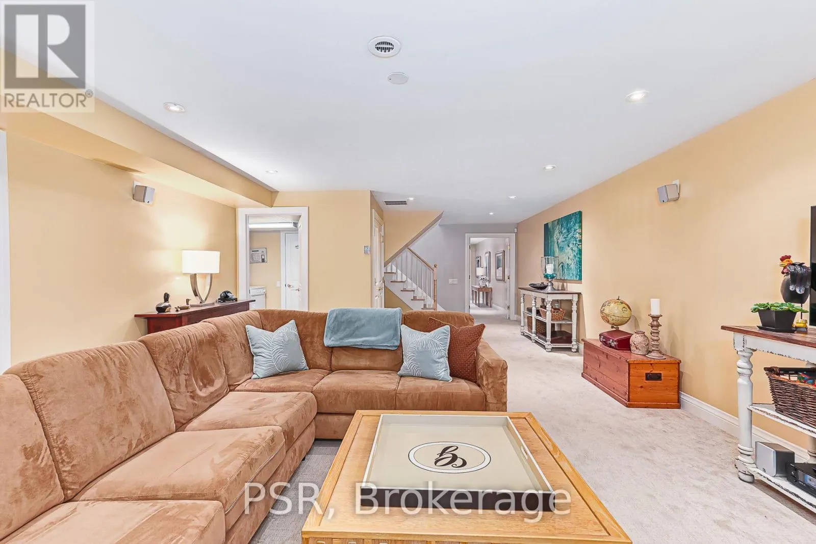 305 - 40 TROTT BOULEVARD #305
