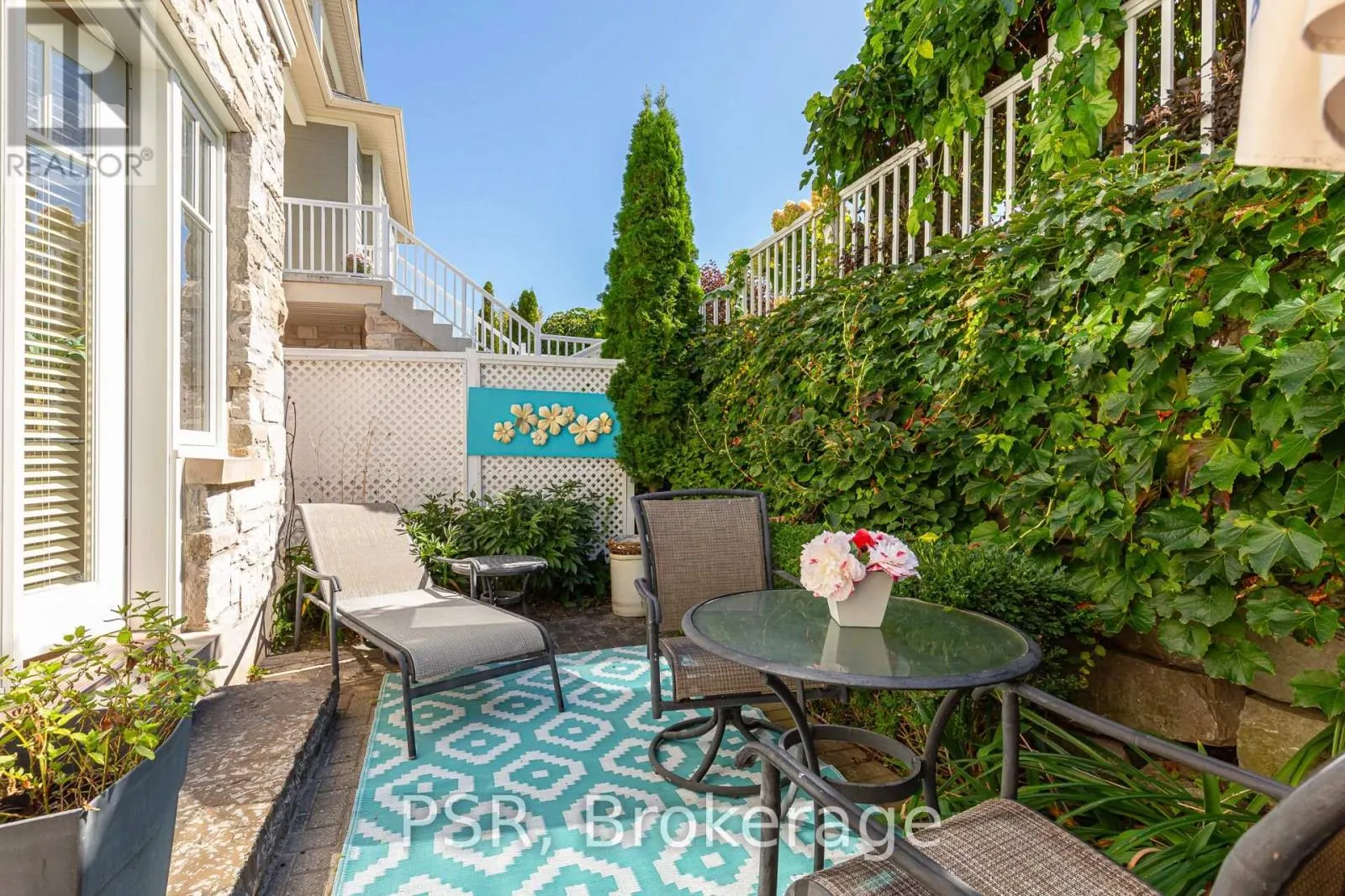 305 - 40 TROTT BOULEVARD #305